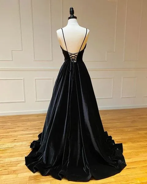 2025 Long Black Velvet Prom Dresses Spaghetti Straps V Neck Evening Party Dress
