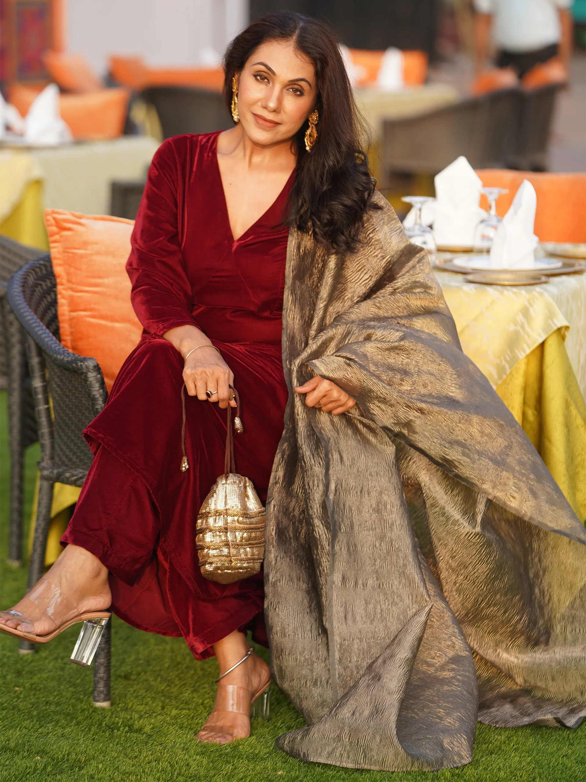 3 pc SET -Maroon Velvet Kurta With Pant And Crushed Tissue Dupatta