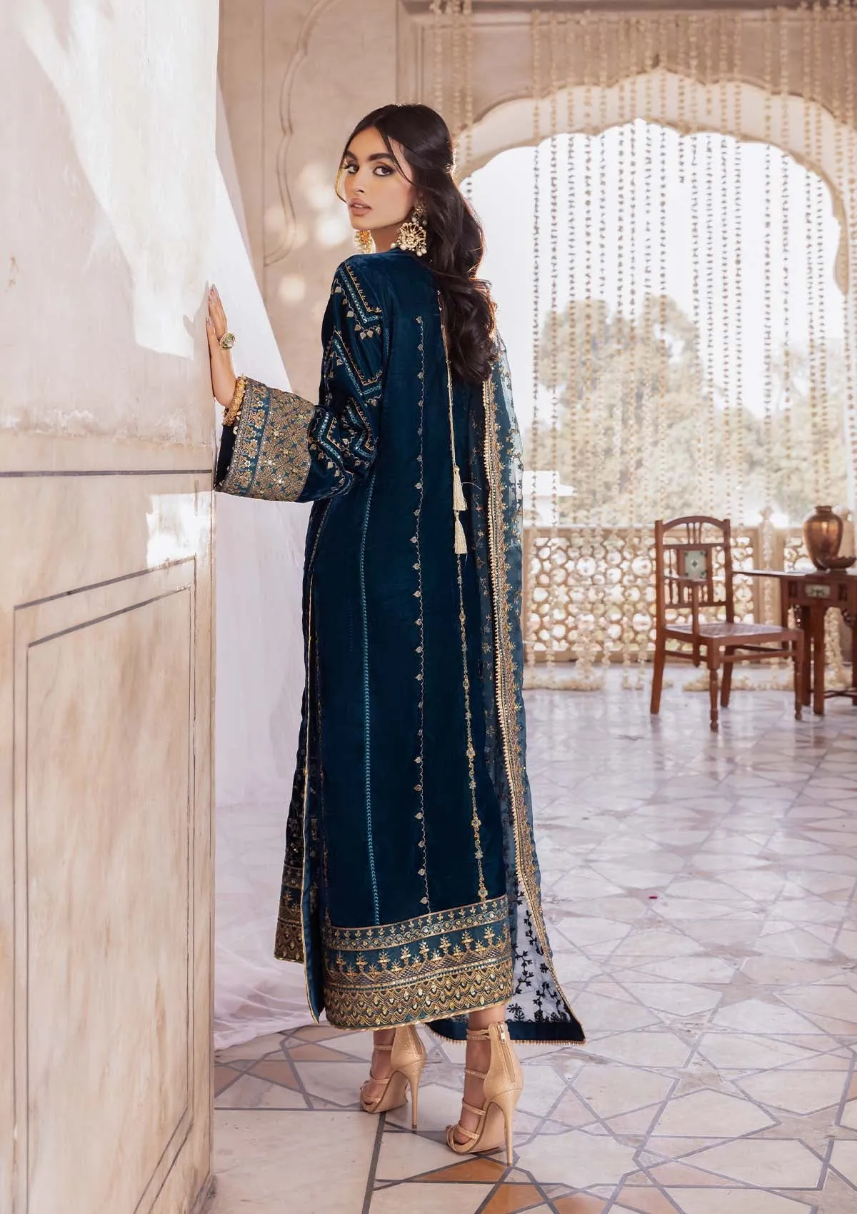 BAAGH - LOOK 01 | AIK Atelier Baagh Unstitched Velvet Winter Collection 2022 | Unstitched Embroidered Velvet Suits