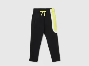 Boy's Solid Regular Fit Trackpants