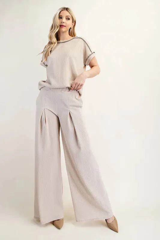 Celeste Textured Wide-Leg Pants with Pockets