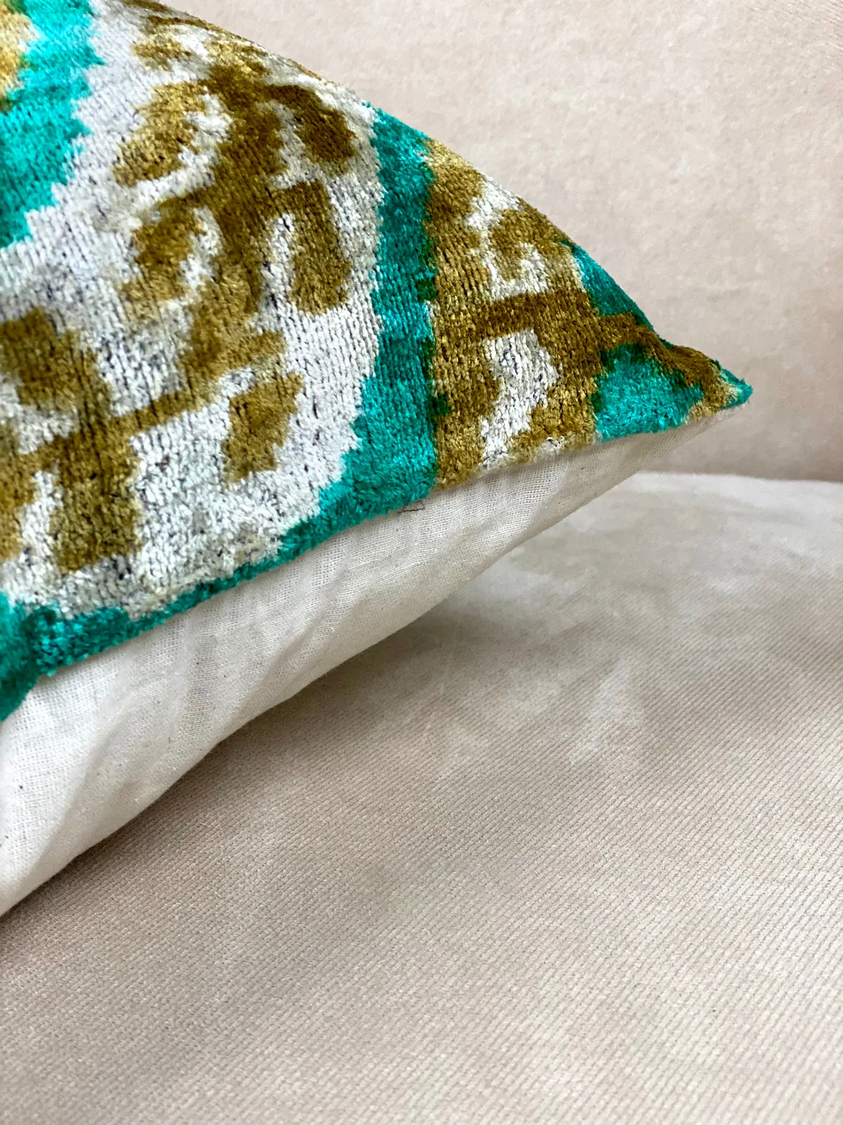 Classic Celadon Medallion Lumbar Pillow Cover