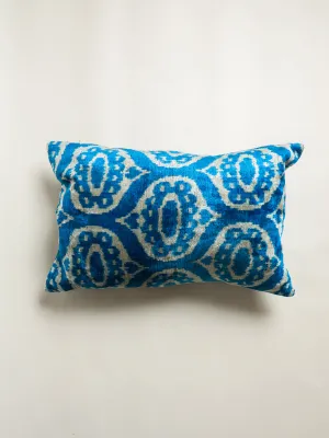 Classic Cobalt Ogee Lumbar Pillow Cover