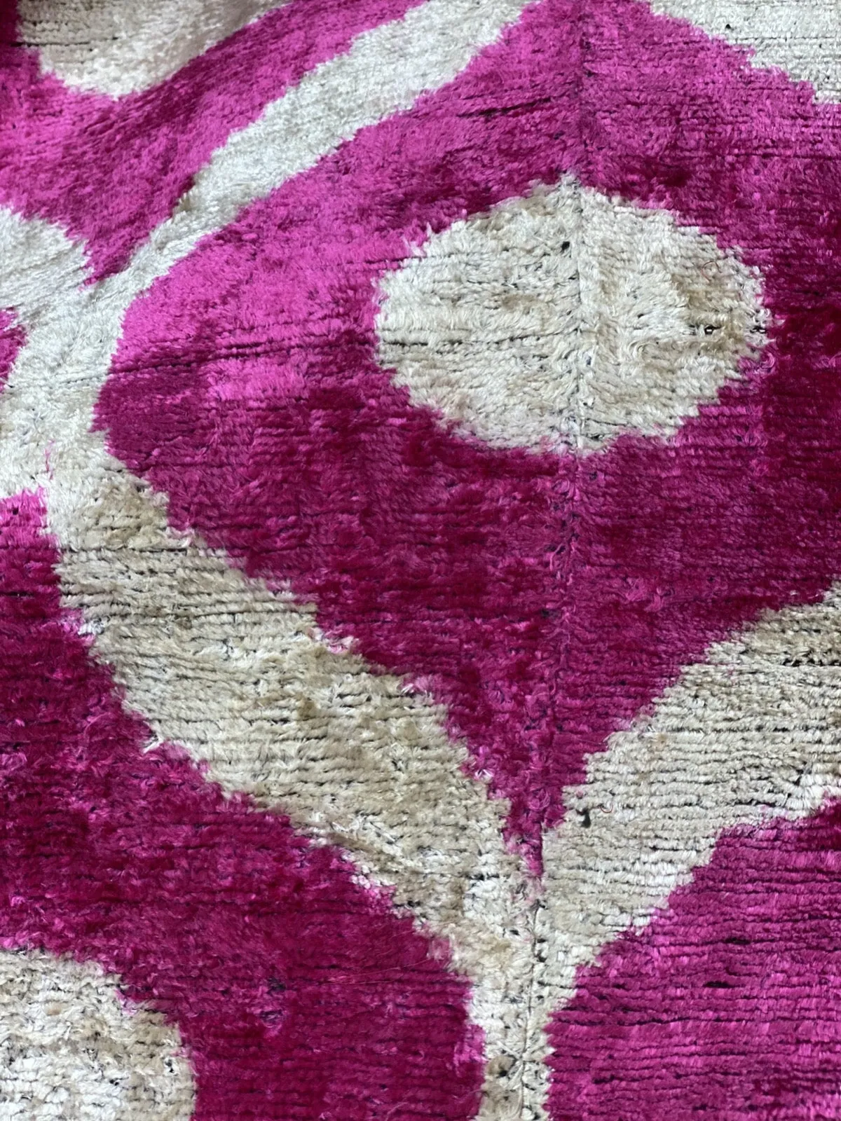 Classic Magenta Ogee Lumbar Pillow Cover