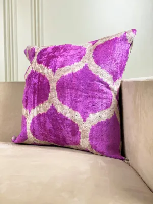 Classic Magenta Ogee Square Pillow Cover