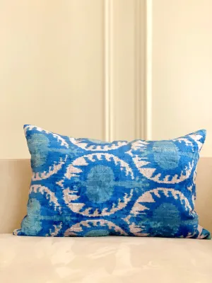 Classic Seaside Serenity Lumbar Pillow Cover