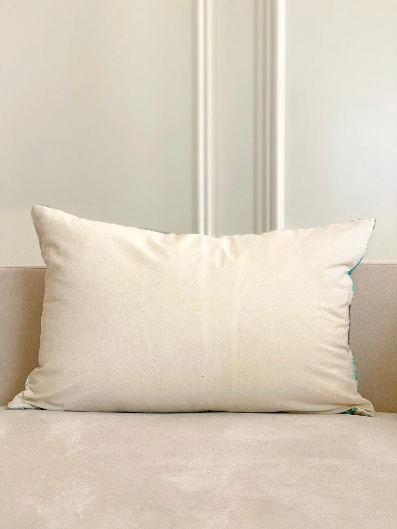 Classic Turquoise Horizon Lumbar Pillow Cover