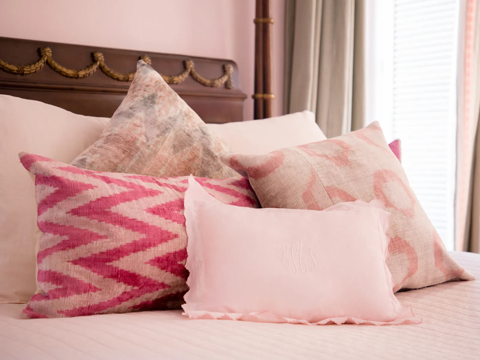Classic Vivid Chevron Lumbar Pillow Cover