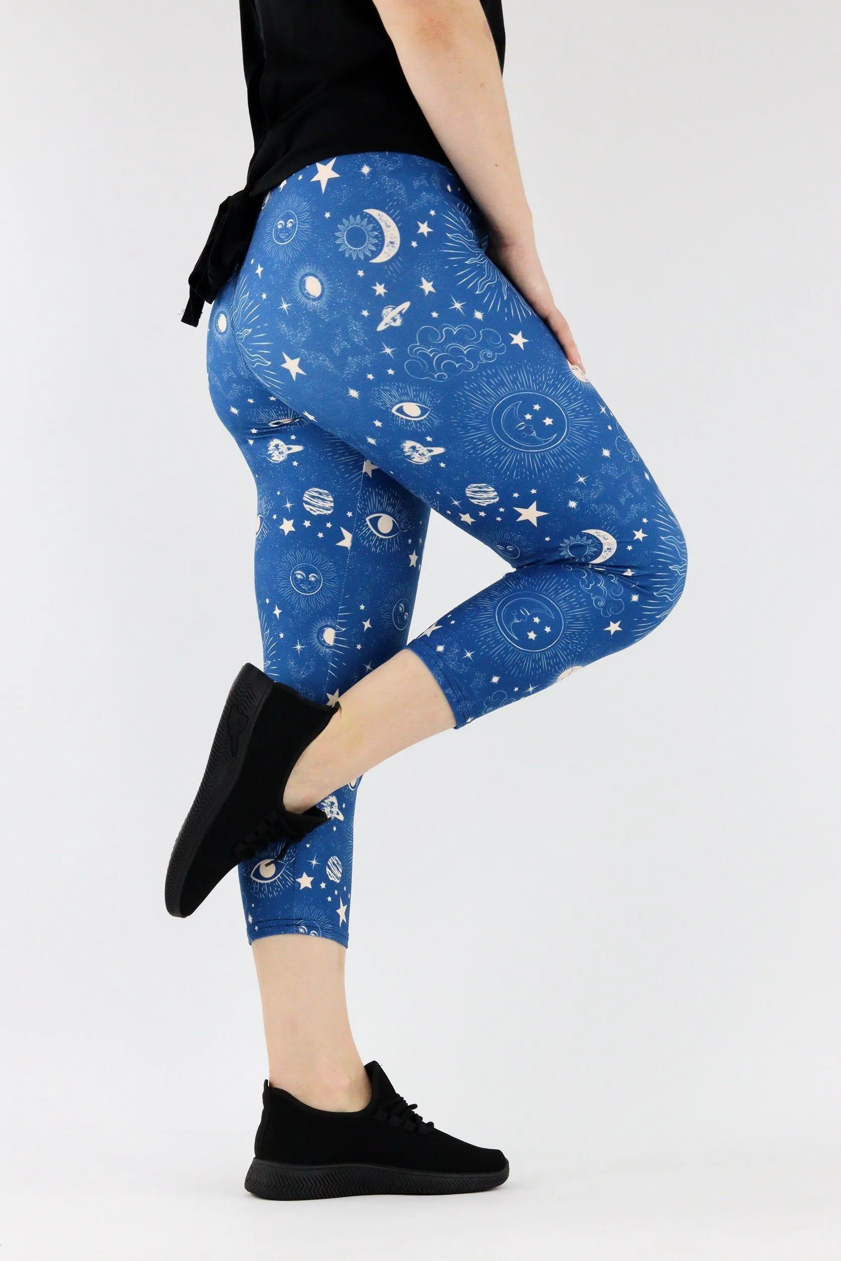 Cosmic Sunshine - Casual - Capri Leggings