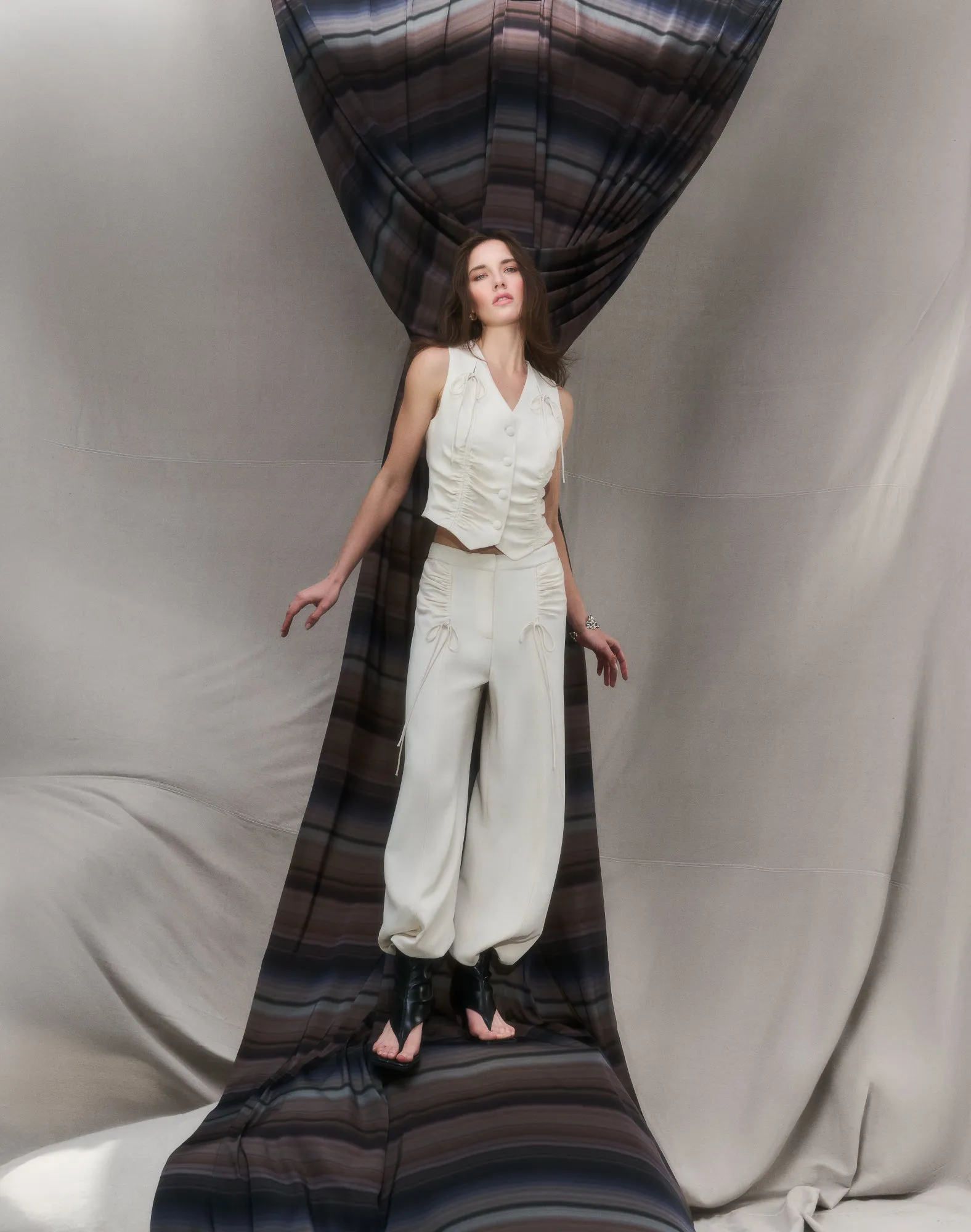 Elegant Cream Trousers (Cream/Ivory)