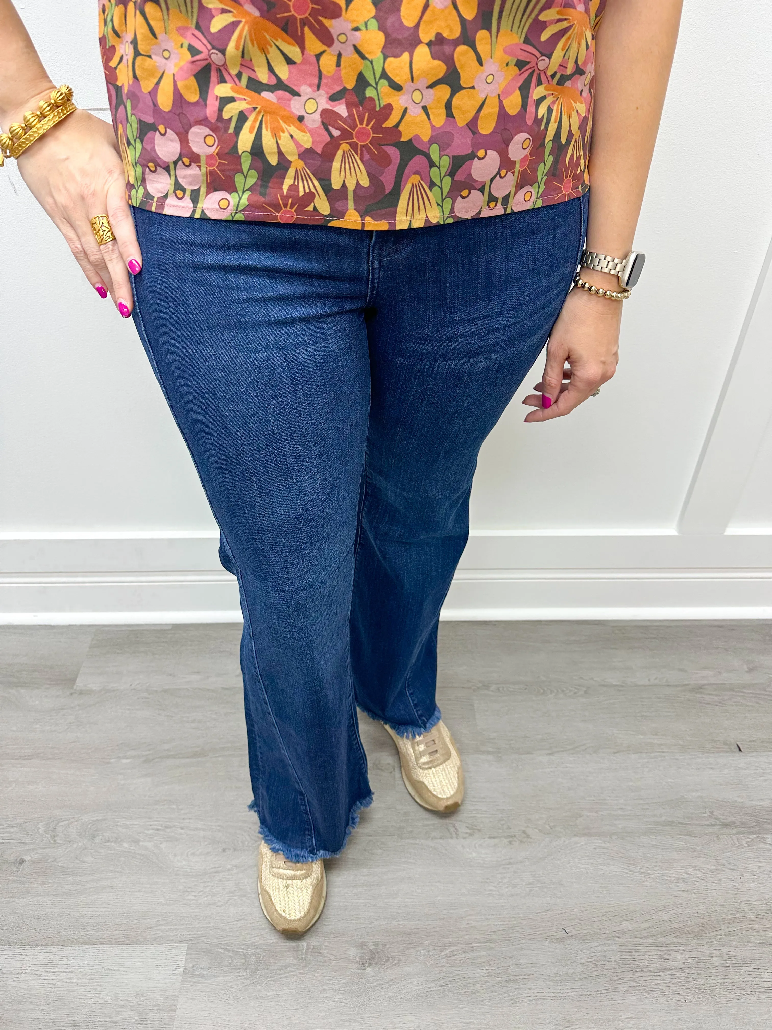 Hannah W/ Welt Pockets And Front Seam Detail