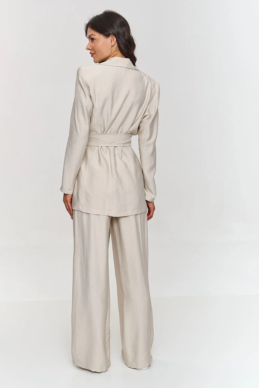 Loose-cut jacketwith wide-legged pants set
