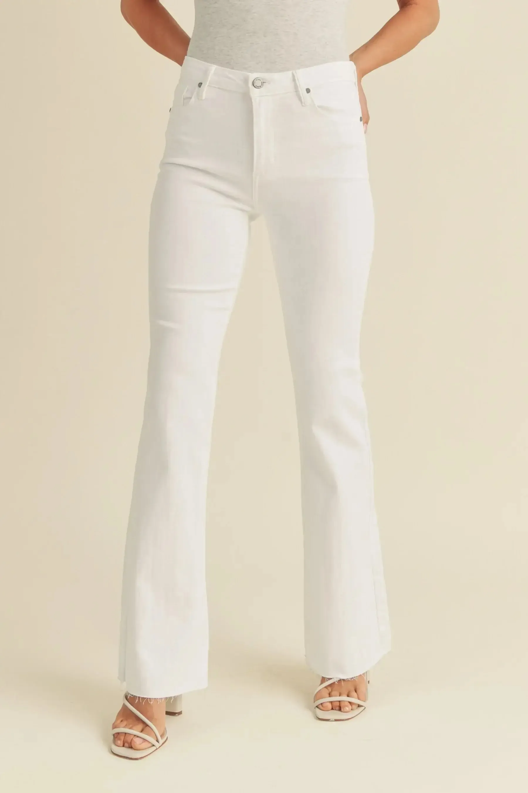 MID RISE FLARE DENIM JEANS