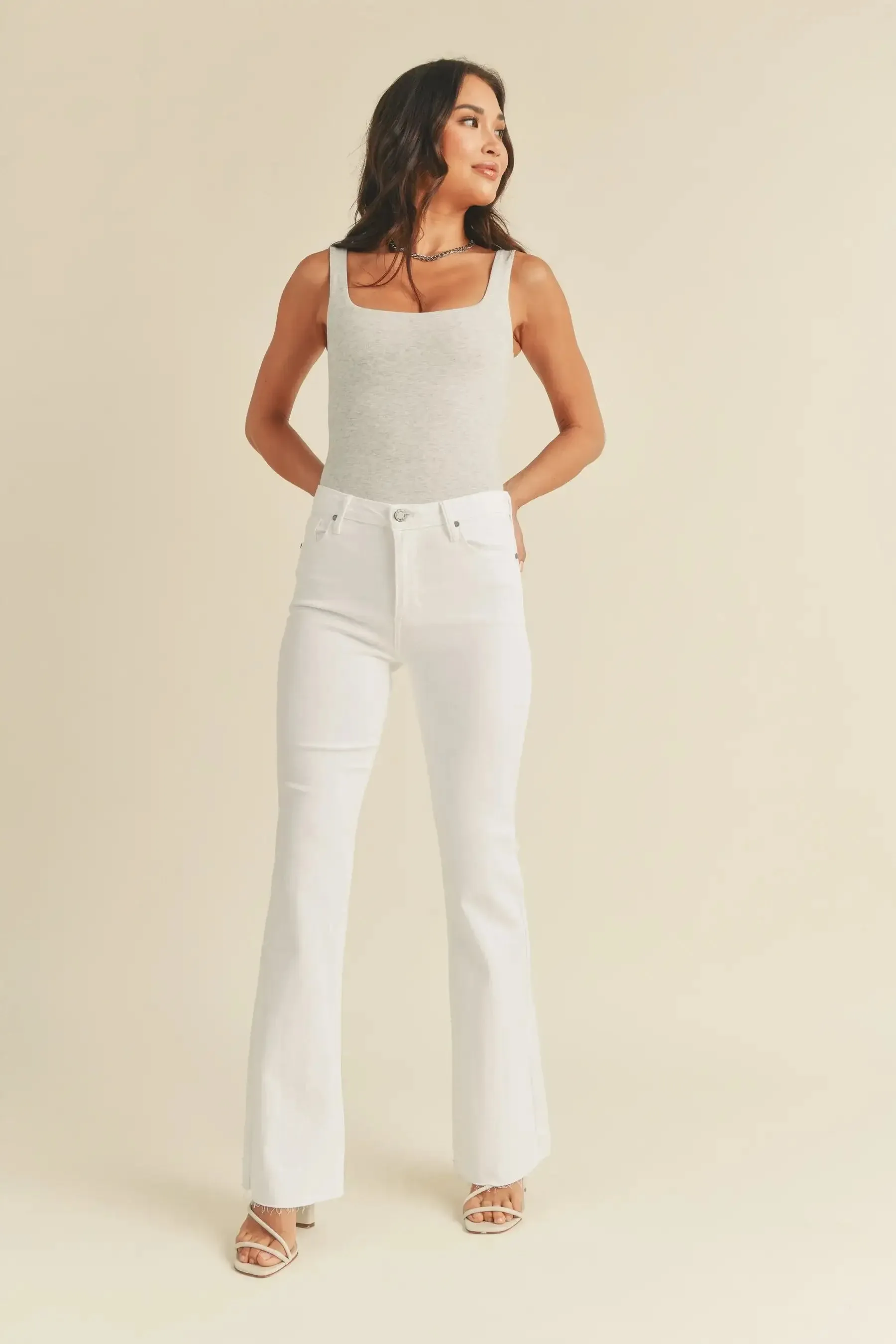 MID RISE FLARE DENIM JEANS