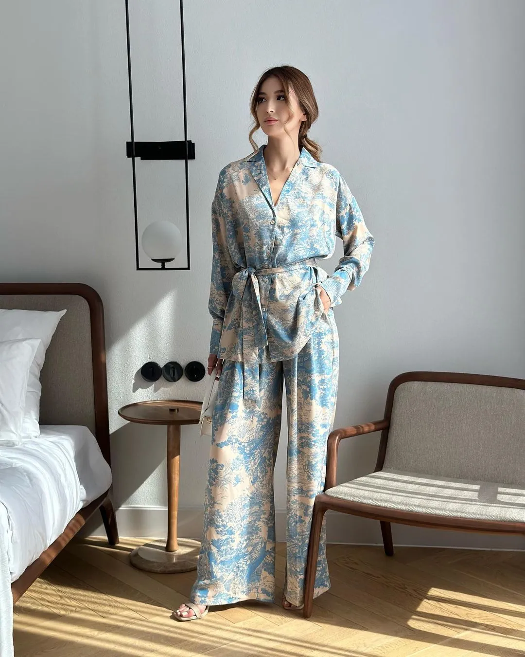New Fashionable French Print Long Sleeve Tie-Neck Blouse and High-Waisted Wide-Leg Pants Women's Set.C-241018-6