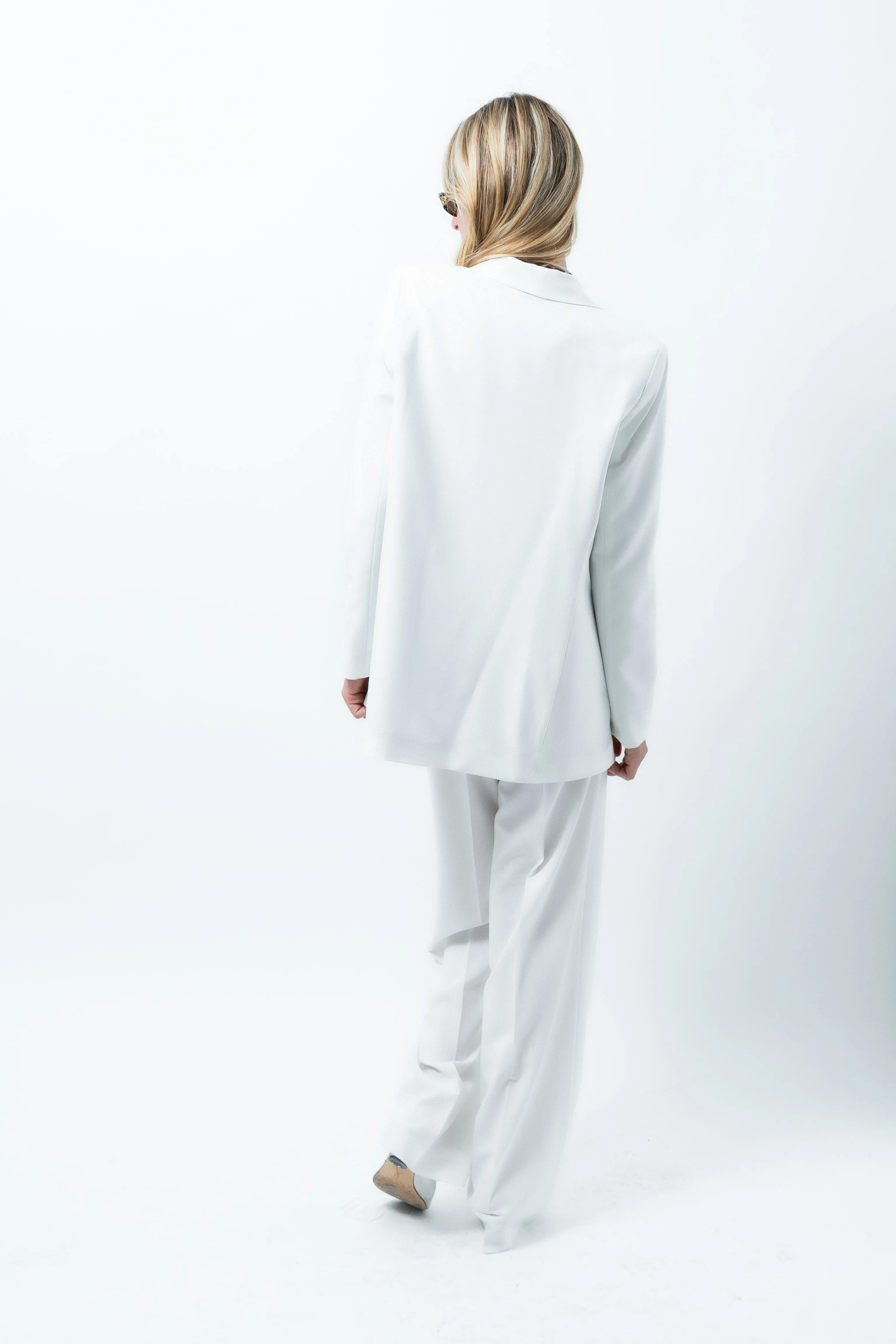 Oh Mama : The See-Through White Suit