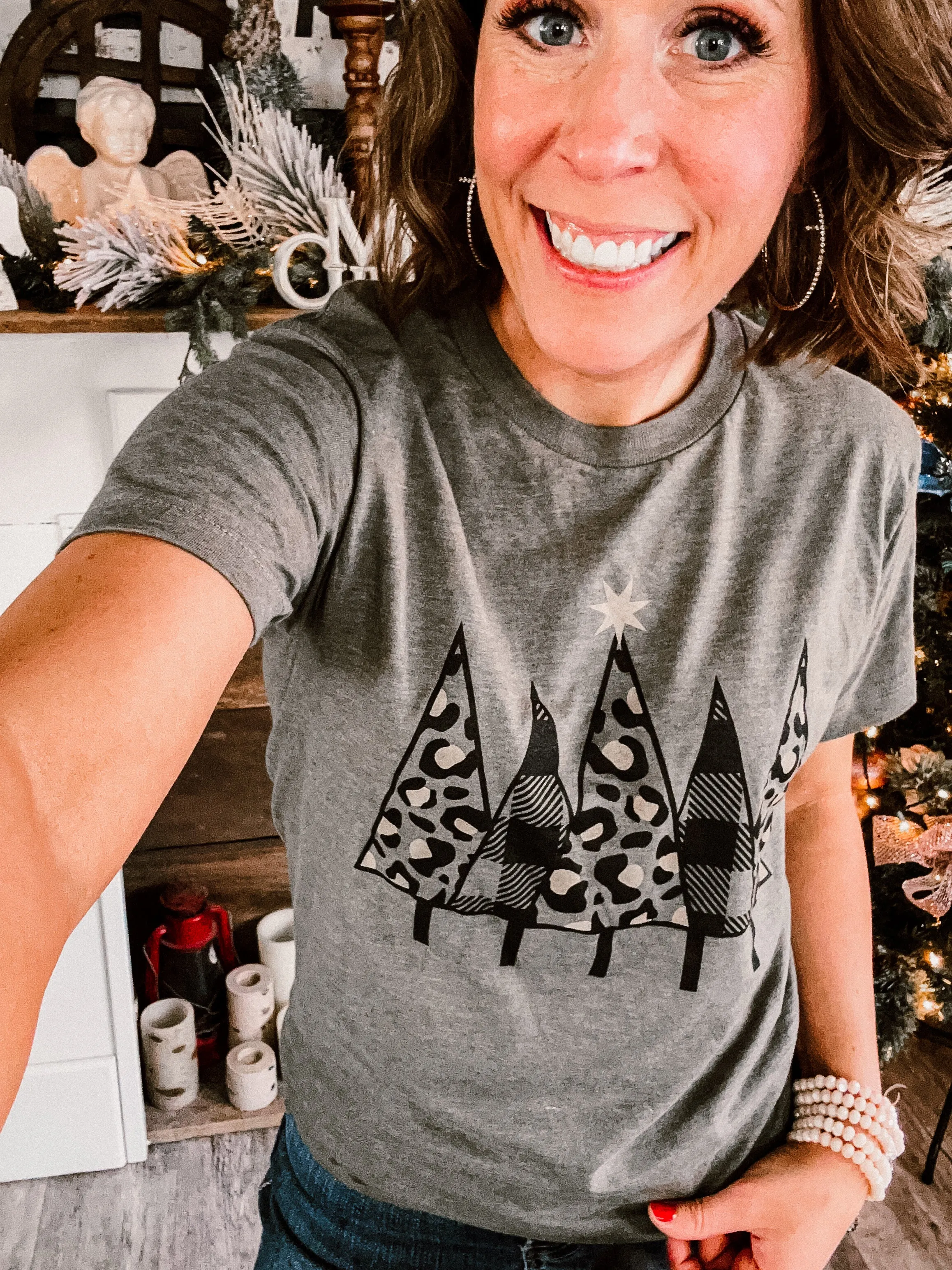 Olive Leo   Plaid Christmas Tree Tee