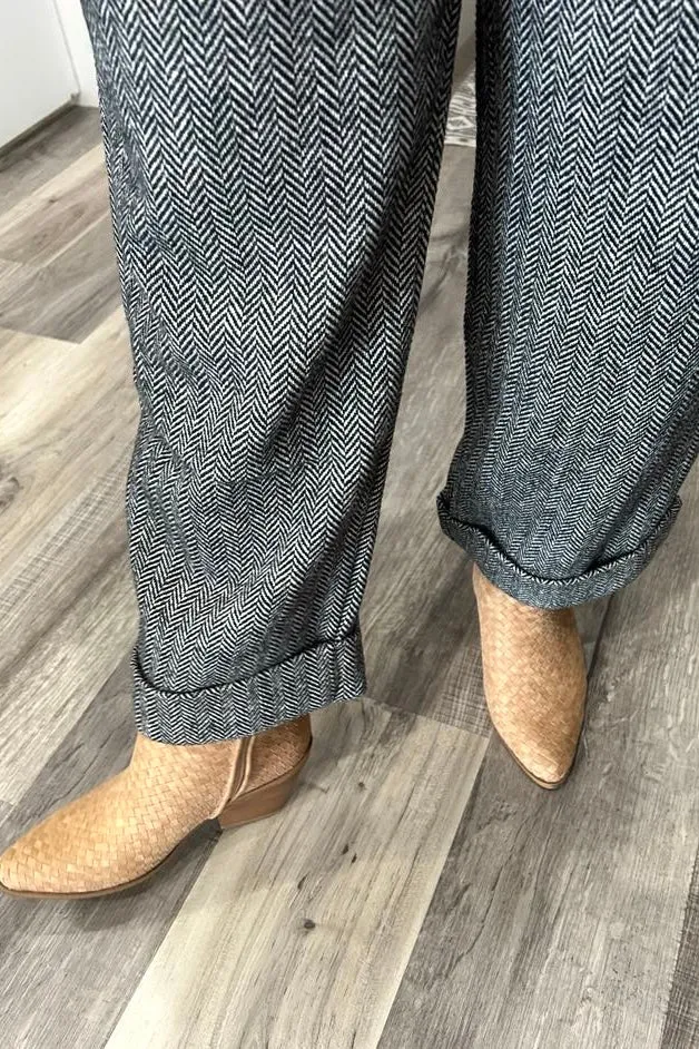 Scarlett Herringbone Pleated Wide Leg Pants