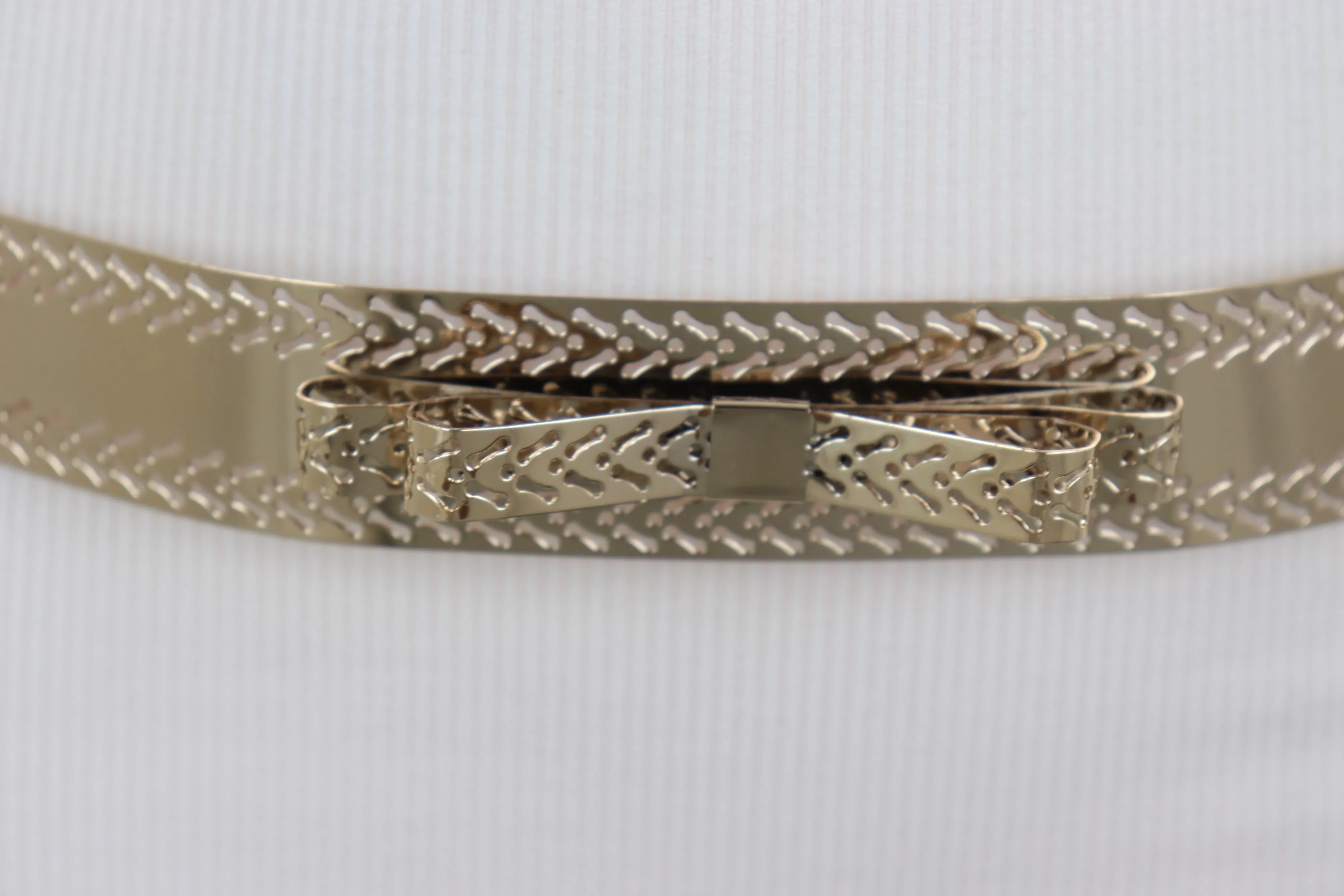 Skinny Black Elastic Waistband Belt Hip Waist Gold Metal Plate Bow Tie S M