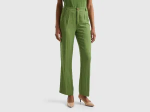 Solid Regular Fit Trousers