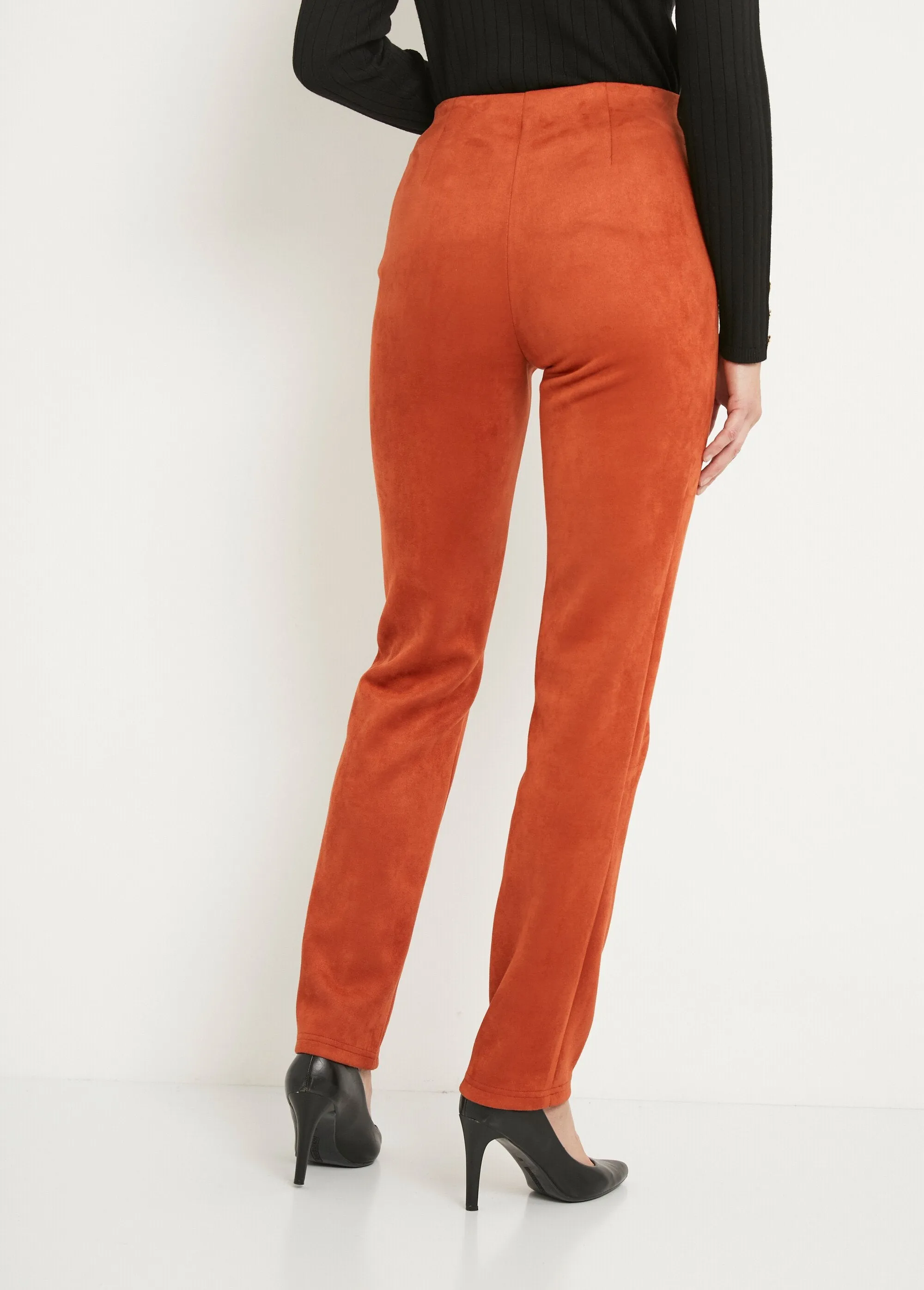 Straight-leg pants with elasticated waistband in suede knit