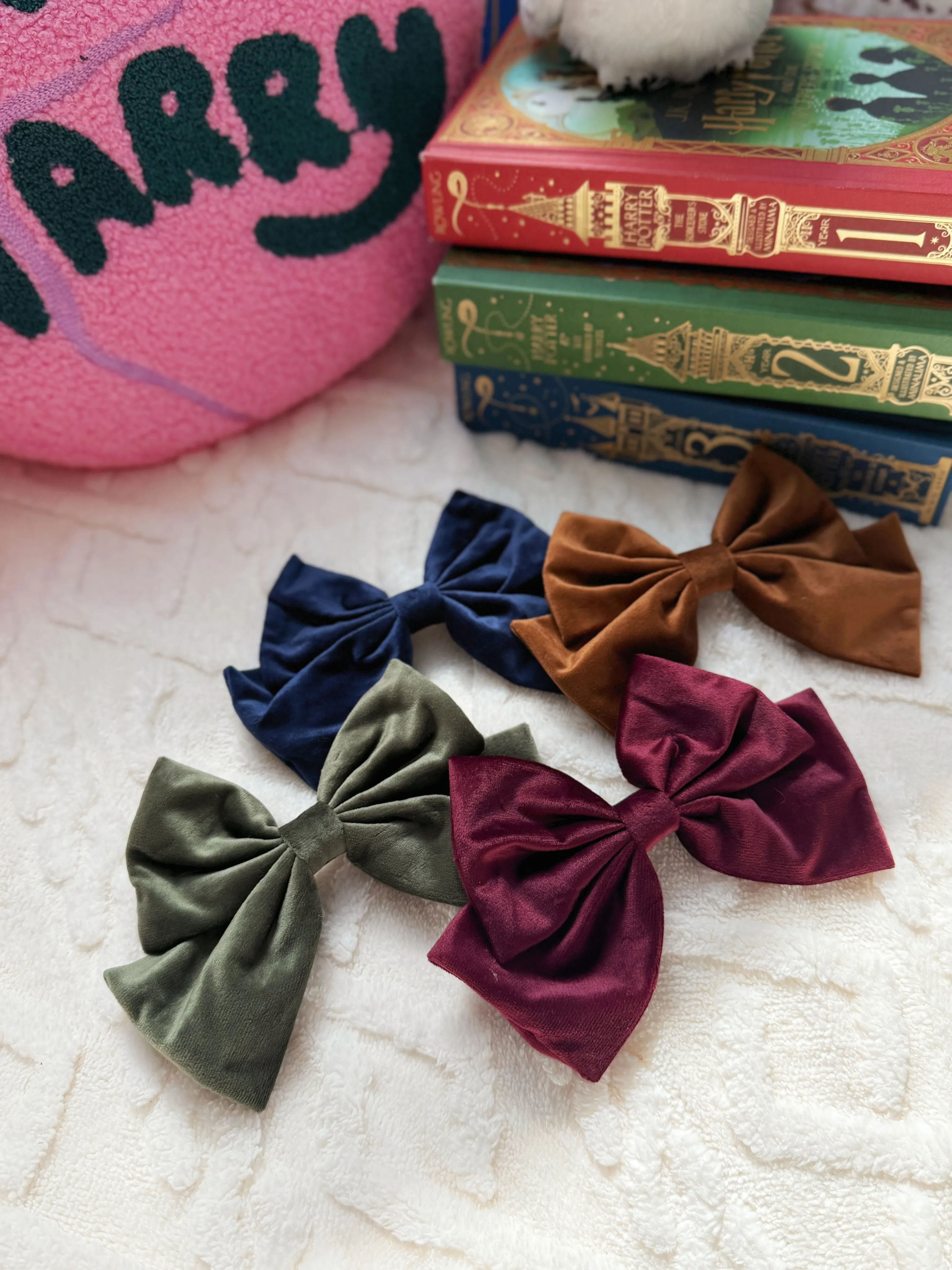 Velvet House Hairbow (Fall Version)